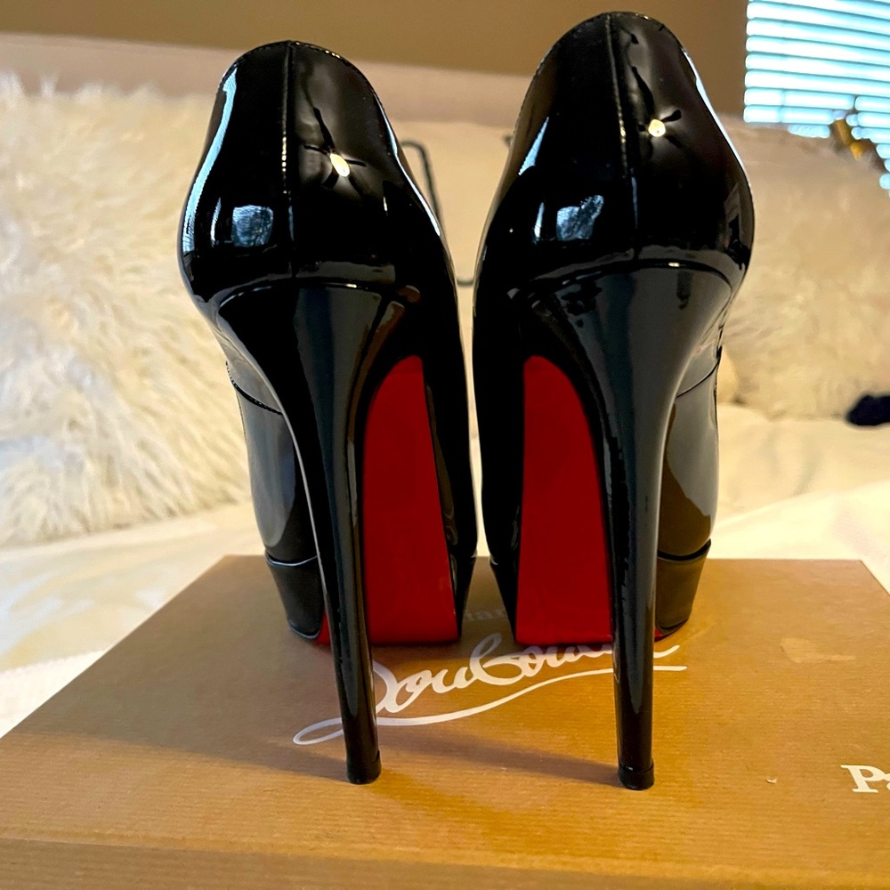 Christian Louboutin! Stunning! Only worn once!Perfect for the holidays!!!